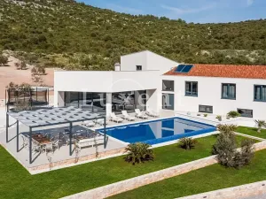 Prodej vily, Rogoznica, Chorvatsko, 310 m2