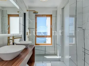 Prodej vily, Makarska, Chorvatsko, 400 m2