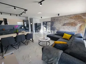 Prodej rodinného domu, Zadar, Chorvatsko, 210 m2