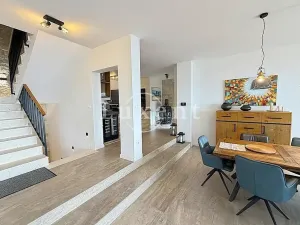 Prodej rodinného domu, Zadar, Chorvatsko, 446 m2