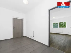 Pronájem bytu 2+kk, Radnice, Na Potocích, 49 m2