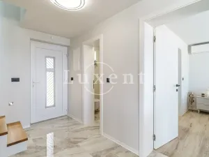 Prodej vily, Bol, Chorvatsko, 96 m2