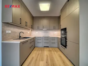 Pronájem bytu 2+kk, Nymburk, Bobnická, 52 m2