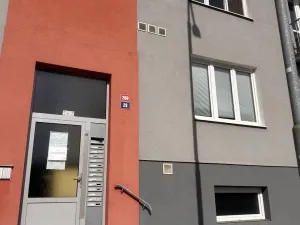 Pronájem bytu 1+kk, Karlovy Vary, Sokolovská, 24 m2