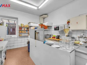 Pronájem restaurace, Hořice, Čechova, 340 m2