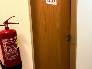 Pronájem - jiné, Praha - Holešovice, Osadní, 2 m2