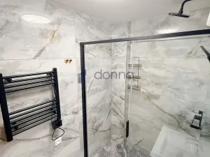 Pronájem bytu 2+1, Praha, Věšínova, 68 m2