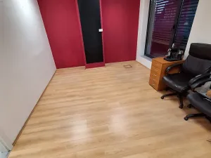 Pronájem kanceláře, Pardubice - Zelené Předměstí, třída Míru, 16 m2