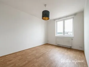 Pronájem bytu 3+kk, Praha - Vysočany, Pod Harfou, 71 m2