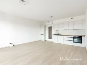 Pronájem bytu 1+kk, Praha - Hloubětín, Poděbradská, 40 m2