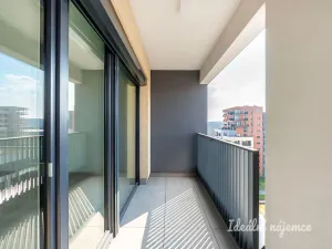 Pronájem bytu 1+kk, Praha - Hloubětín, Poděbradská, 40 m2