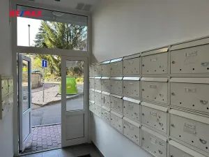 Prodej bytu 2+kk, Praha - Kyje, Lipnická, 43 m2