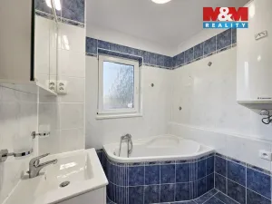 Pronájem bytu 2+1, Liberec - Liberec XXV-Vesec, U Sídliště, 61 m2