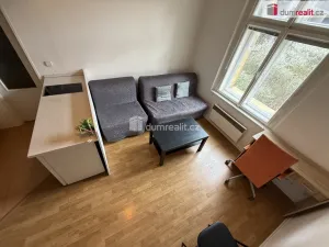 Pronájem bytu 1+kk, Praha - Smíchov, Kmochova, 25 m2
