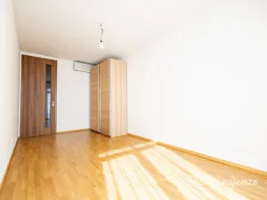 Pronájem bytu 3+kk, Praha - Veleslavín, Adamova, 84 m2