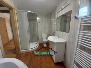 Pronájem bytu 4+1, Kroměříž, 107 m2