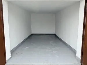 Pronájem garáže, Hodonín, Průmyslová, 18 m2