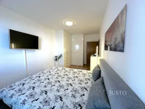 Pronájem bytu 2+kk, Praha - Háje, Loosova, 55 m2