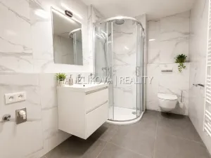 Pronájem bytu 2+kk, České Budějovice, Hálkova, 40 m2