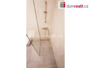 Pronájem bytu 1+kk, Praha - Veleslavín, Adamova, 31 m2