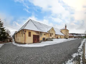 Prodej komerční nemovitosti, Chudenice, Mírové nám., 1906 m2