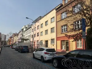 Pronájem bytu 1+kk, Praha - Břevnov, Na Petynce, 15 m2