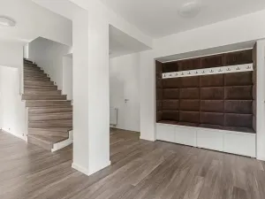 Prodej činžovního domu, Mnichovice, 490 m2