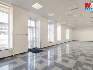 Prodej obchodního prostoru, Praha - Libeň, Sokolovská, 144 m2