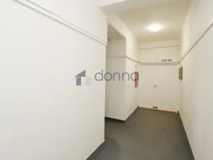 Pronájem kanceláře, Praha, Blanická, 17 m2
