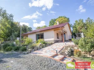 Prodej rodinného domu, Kamenice - Ládeves, 142 m2