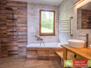 Prodej rodinného domu, Kamenice - Ládeves, 142 m2