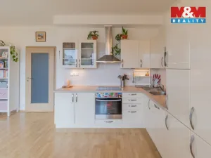 Pronájem bytu 2+kk, Čelákovice, náměstí 5. května, 60 m2