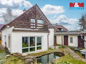 Prodej rodinného domu, Málkov, 250 m2