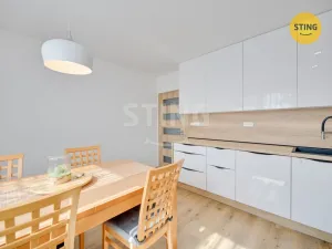 Pronájem bytu 2+1, Topolná, 71 m2