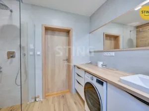 Pronájem bytu 2+1, Topolná, 71 m2