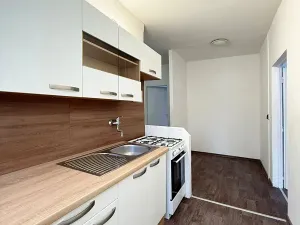 Pronájem bytu 3+1, Klášterec nad Ohří, Školní, 66 m2