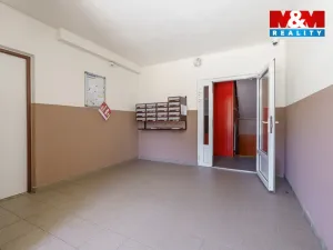 Prodej bytu 3+1, Karlovy Vary - Stará Role, Dvořákova, 83 m2