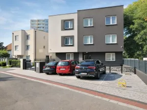 Pronájem bytu 2+kk, Praha - Hloubětín, Klánovická, 40 m2