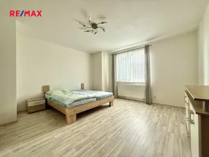 Pronájem bytu 2+kk, Plzeň, Koterovská, 66 m2