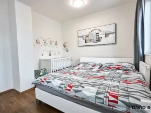 Prodej bytu 2+kk, Rajhrad, Komenského, 49 m2