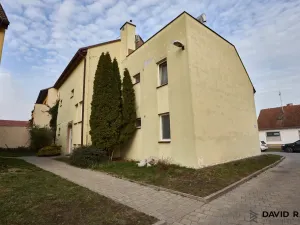 Prodej bytu 2+kk, Rajhrad, Komenského, 49 m2