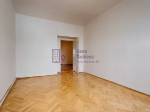 Pronájem bytu 2+1, Jindřichův Hradec - Jindřichův Hradec I, Komenského, 70 m2