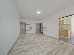 Pronájem bytu 3+1, Jindřichův Hradec - Jindřichův Hradec III, sídliště Vajgar, 68 m2