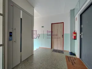 Pronájem bytu 3+1, Jindřichův Hradec - Jindřichův Hradec III, sídliště Vajgar, 68 m2