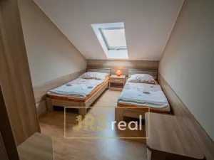 Prodej rodinného domu, Čejkovice, 468 m2