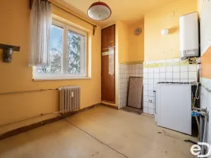 Prodej bytu 3+1, Chrudim - Chrudim IV, Jabloňová, 70 m2
