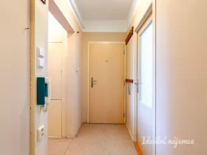 Pronájem bytu 3+1, Praha - Chodov, Valentova, 66 m2