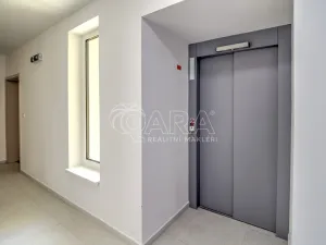 Pronájem bytu 2+kk, Plzeň - Jižní Předměstí, Kardinála Berana, 54 m2