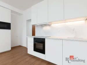 Pronájem bytu 2+kk, Opava, 41 m2