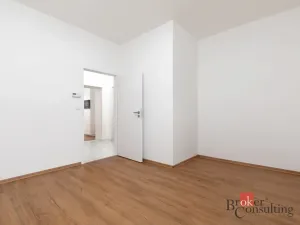 Pronájem bytu 2+kk, Opava, 41 m2
